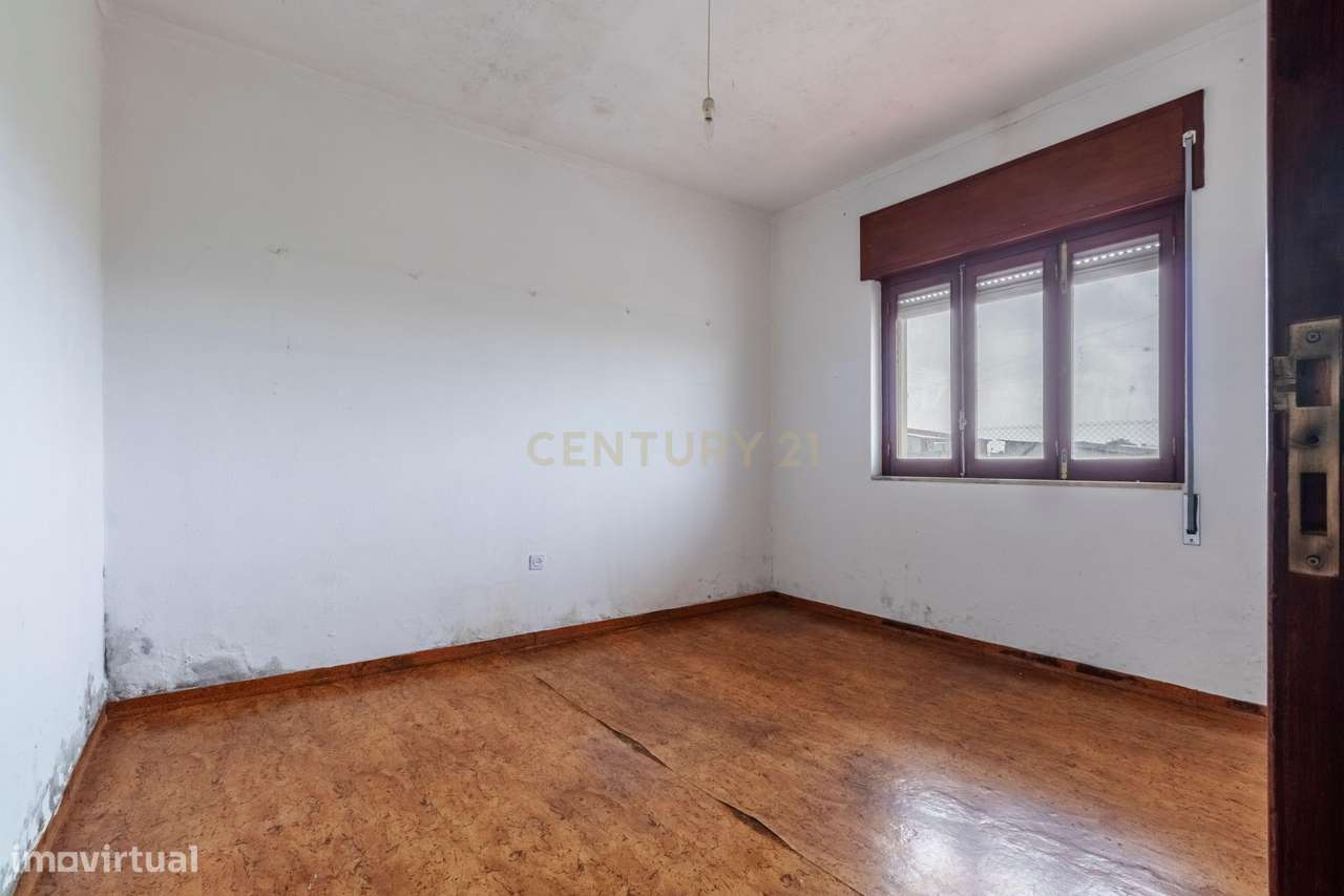 Moradia T2 para renovação | Lote 1.000 m² | São Francisco, Alcochete |-34