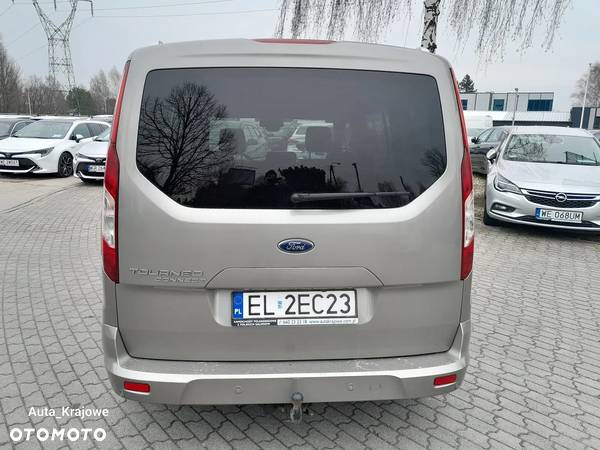 Ford Tourneo Connect Grand - 9