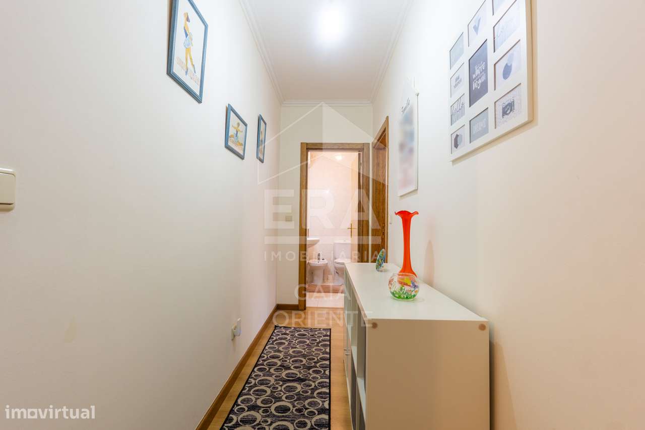 Apartamento T2+1 com Garagem em Grijó-25