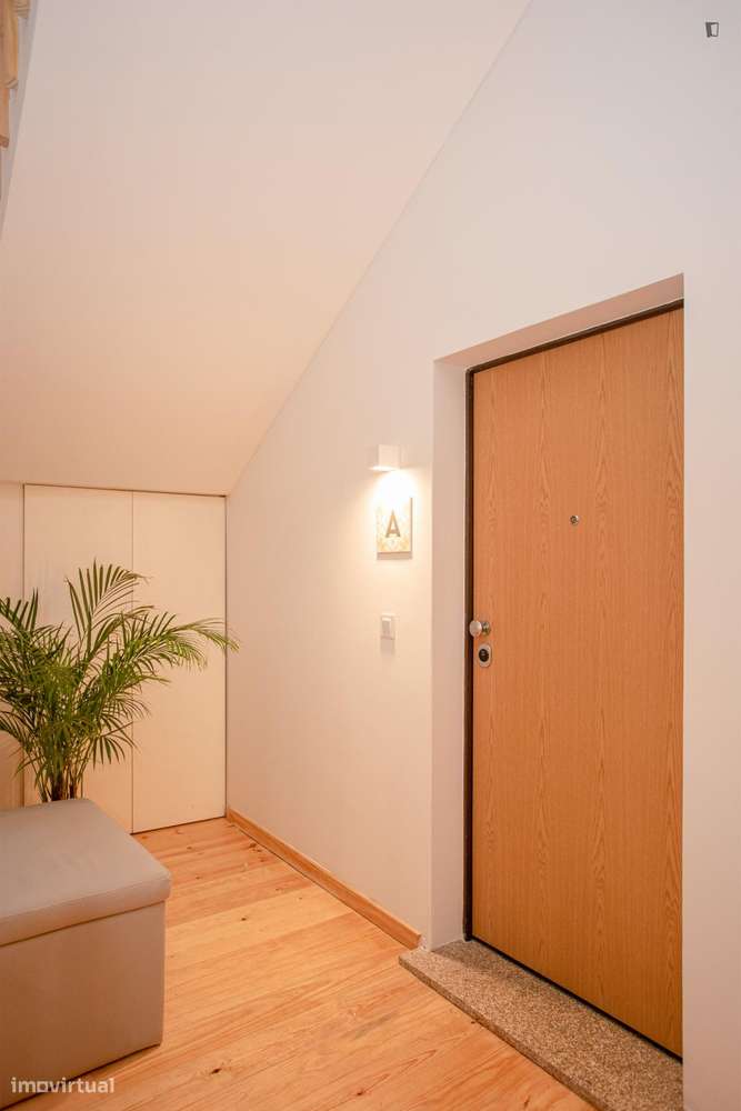 Apartamento com 1 quartos - localizado em Sé Porto - Grande imagem: 5/10