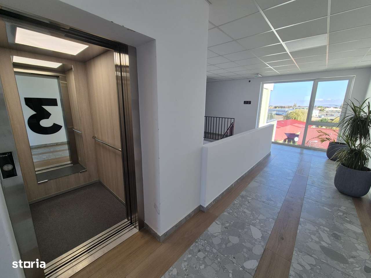 Penthouse NOU, finisat complet, 4 camere, parcare inclusă, comision 0%-13