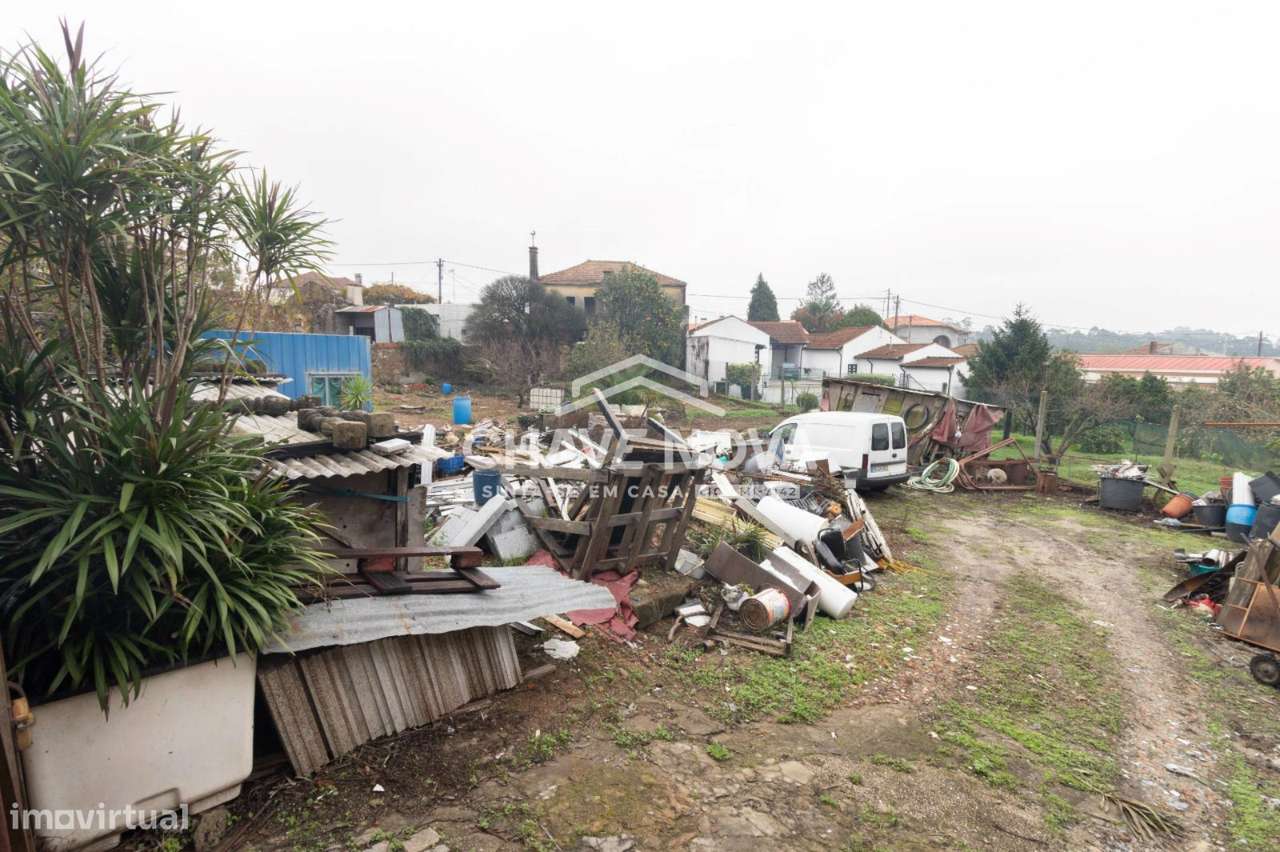 Moradia Para Restauro + Terreno em Paços de Brandão - Grande imagem: 5/8
