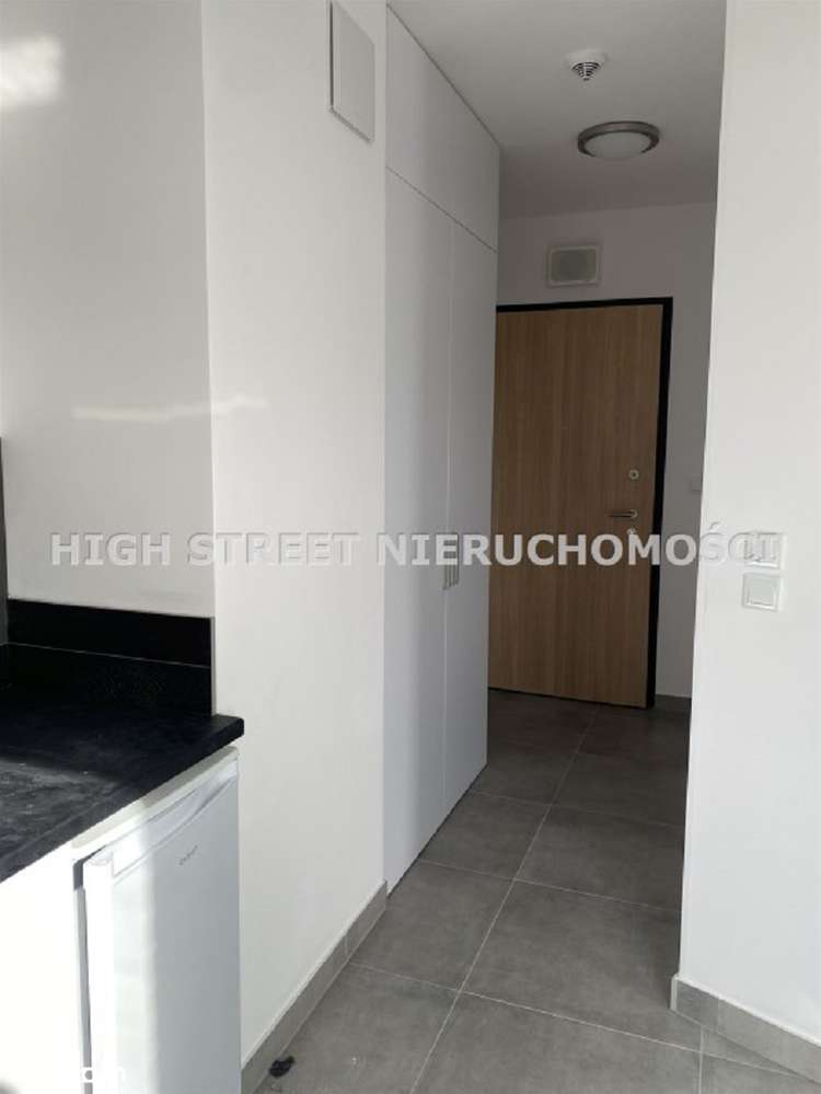 Słoneczny lokal inwestycyjny  duży balkon-6