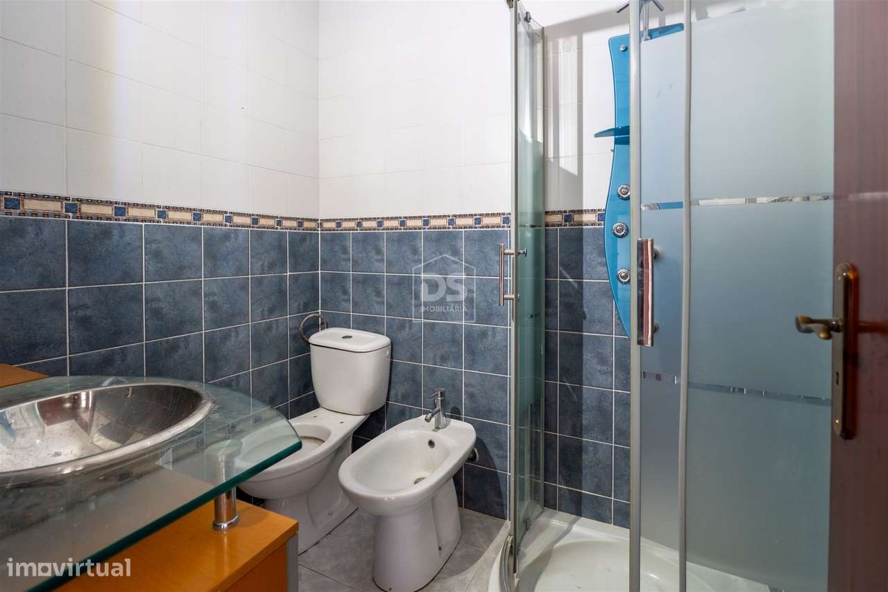 Prédio T2 Venda em Tapéus,Soure-11