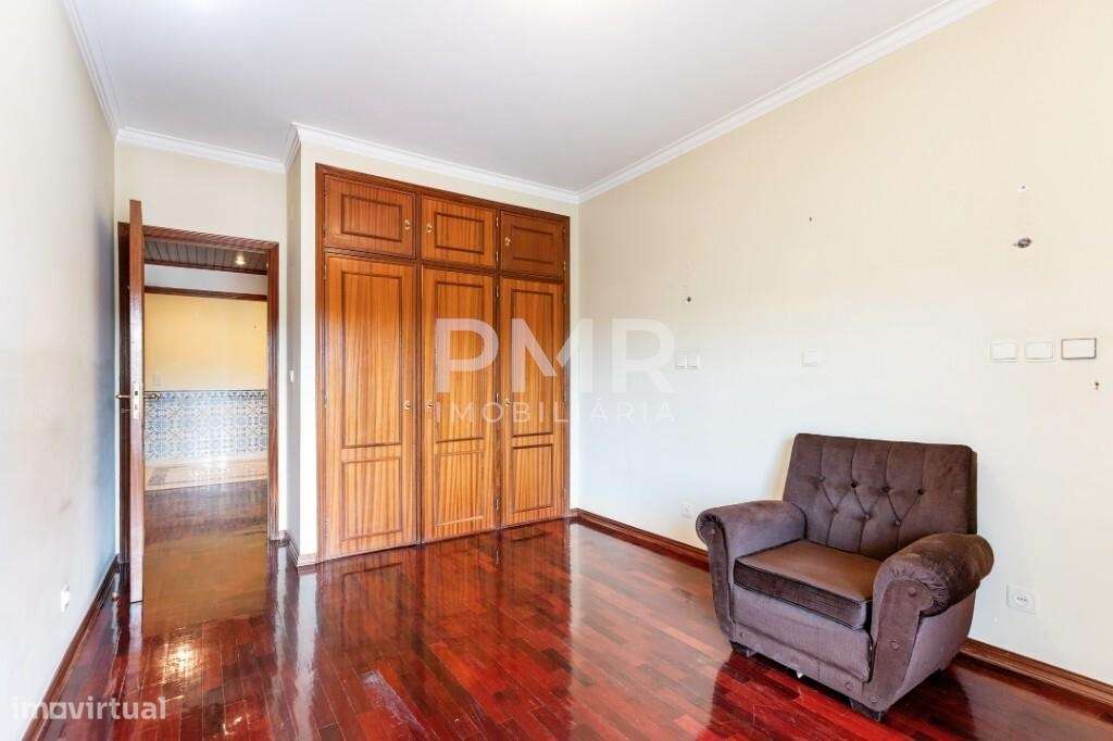 Apartamento T4 no Lumiar-6