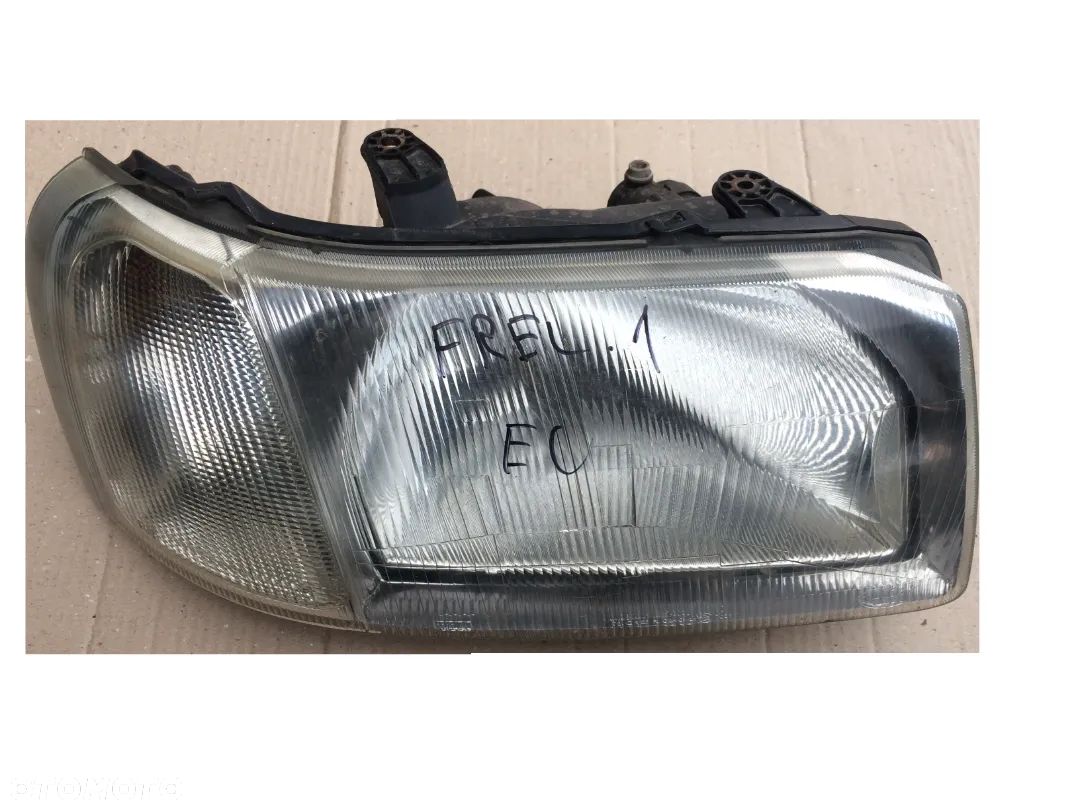 Lampa przednia prawa EU Europa LHD LAND ROVER FREELANDER 2000-03 - 1