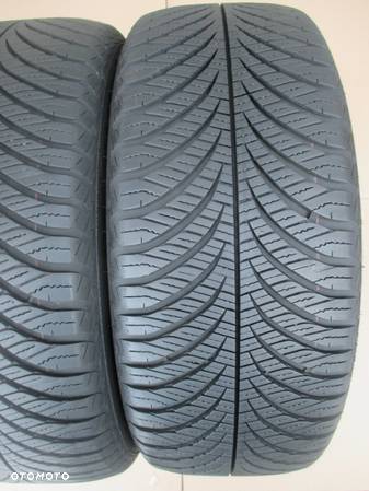 Opony Całoroczne 215/55 R17 Goodyear Vector4Seasons Para 7mm - 3