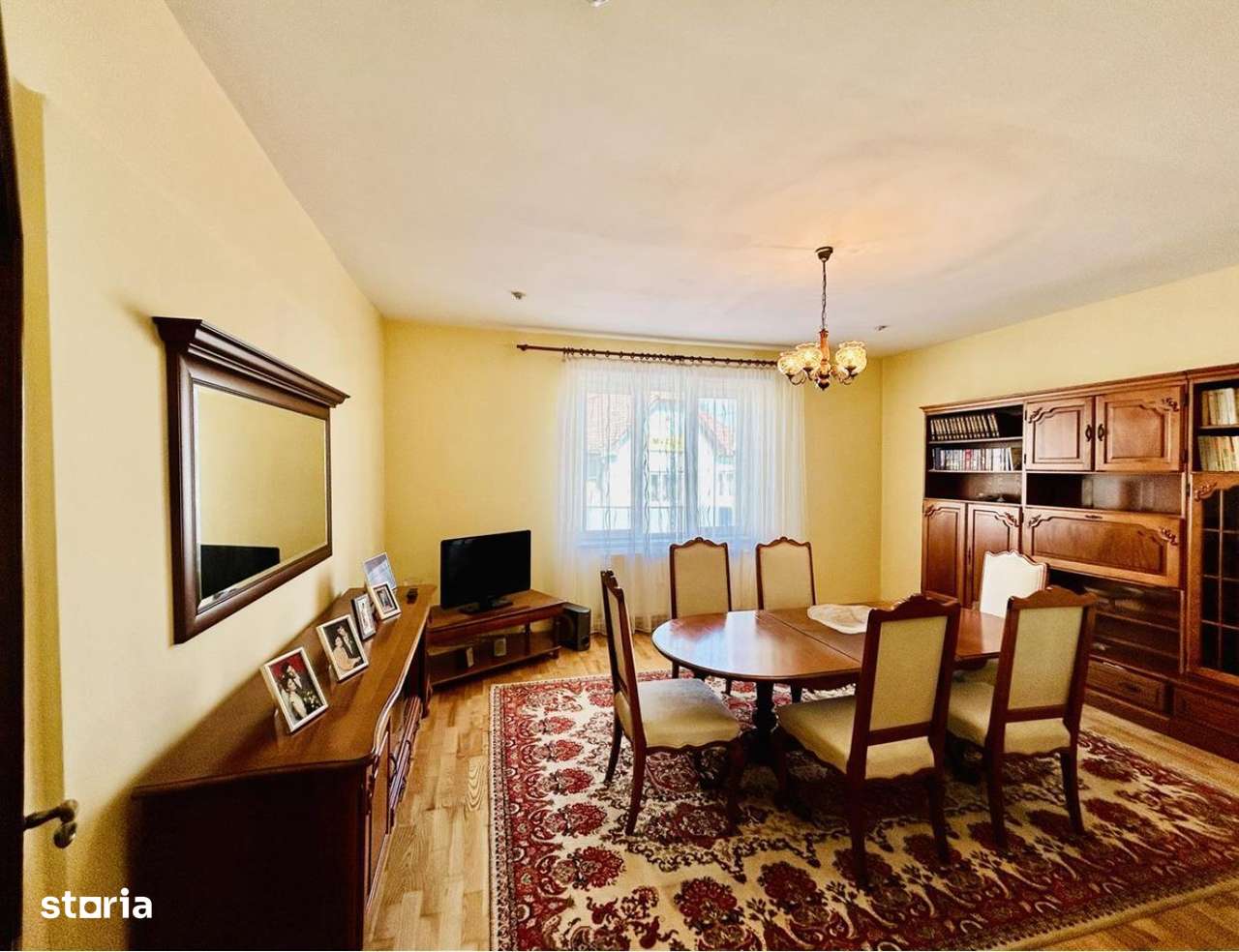 Casa individuala, la cheie, pivnita, 3 intrari, garaj - Lazaret - Imagine principală: 3/10