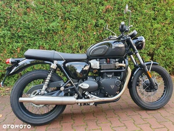 Triumph Bonneville - 6