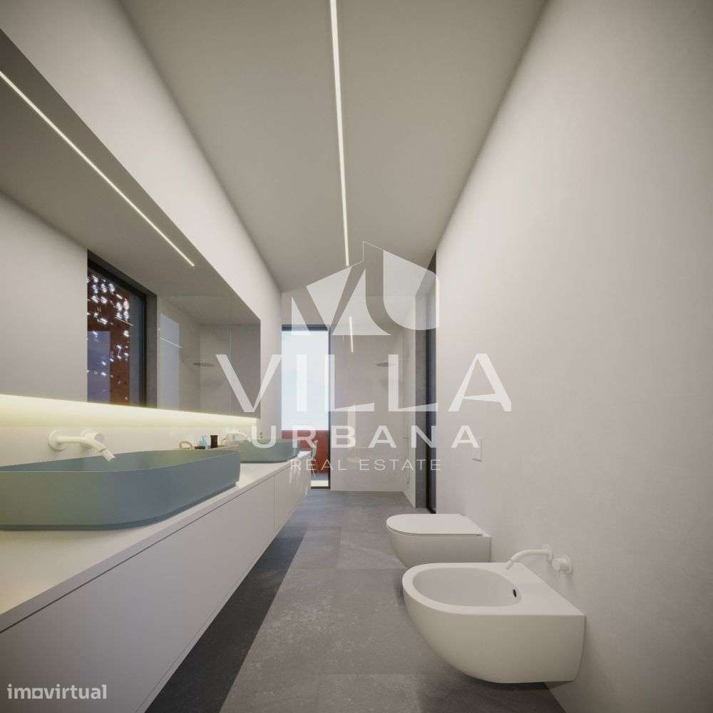 Moradia T4 Isolada perto do Golf da Aroeira e a 3 min. da praia-5