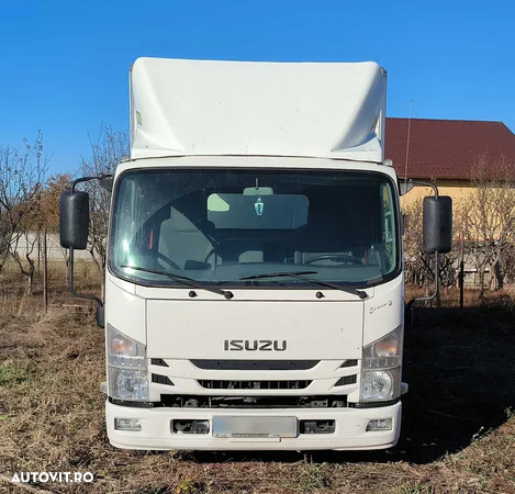 Isuzu N35 - 5