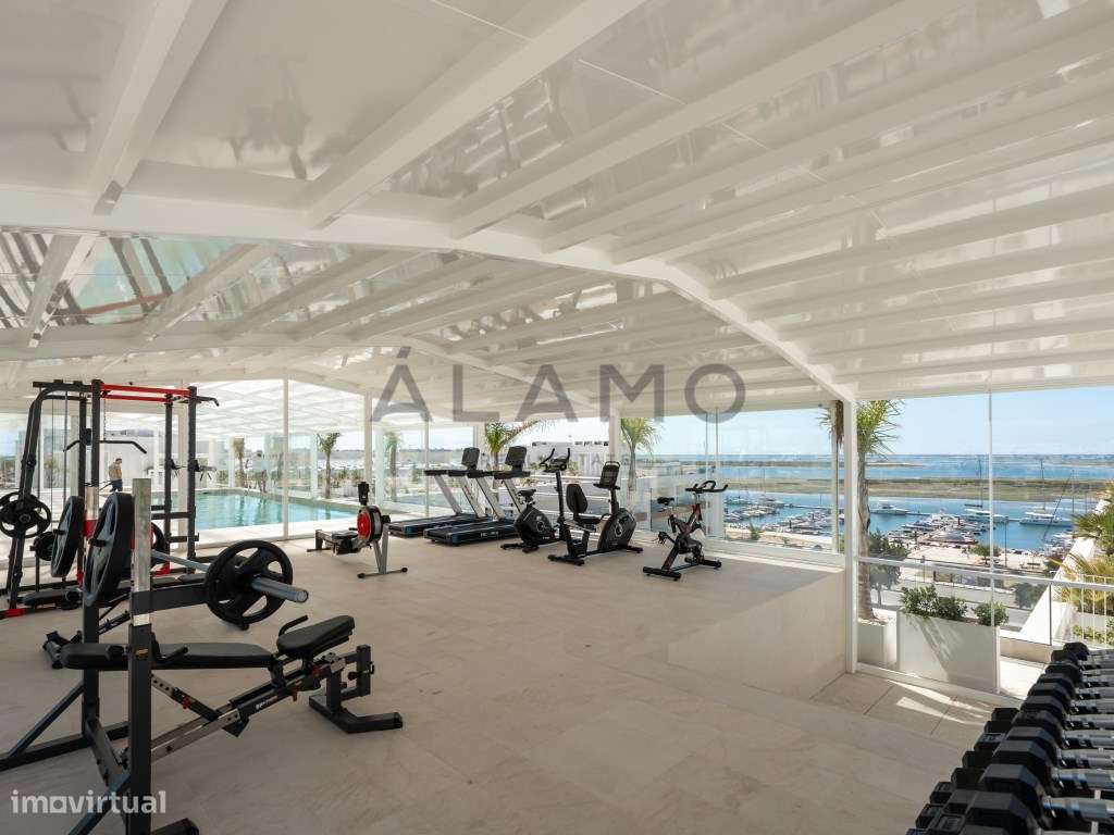 Apartamento T1 em empreendimento de luxo na Marina de Olhão-27