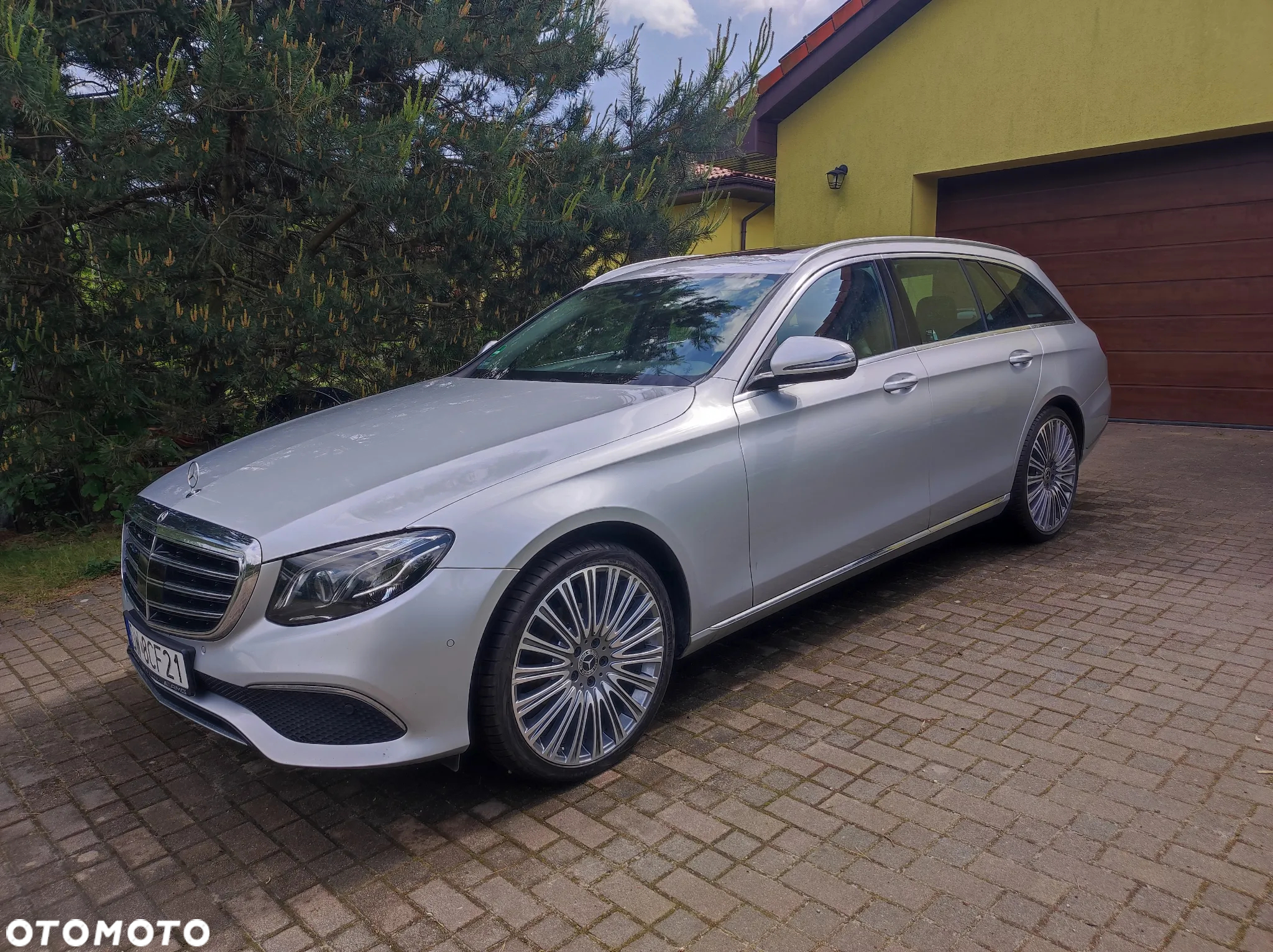 Mercedes-Benz Klasa E 220 d 9G-TRONIC - 5