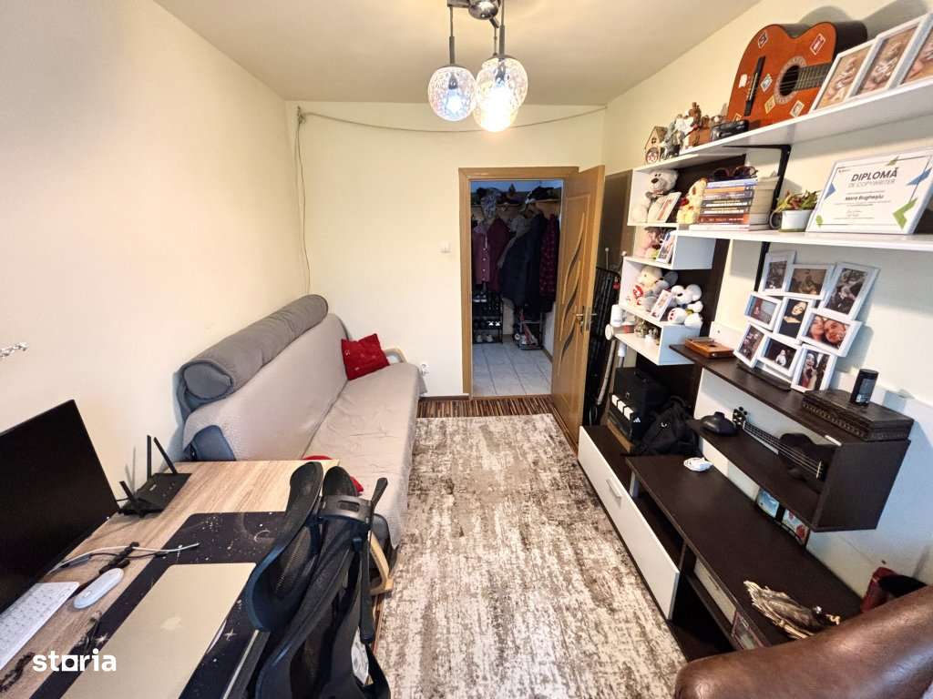 Apartament 3 camere de vânzare – Bld. Traian, Zona Muzeul de Minera-4