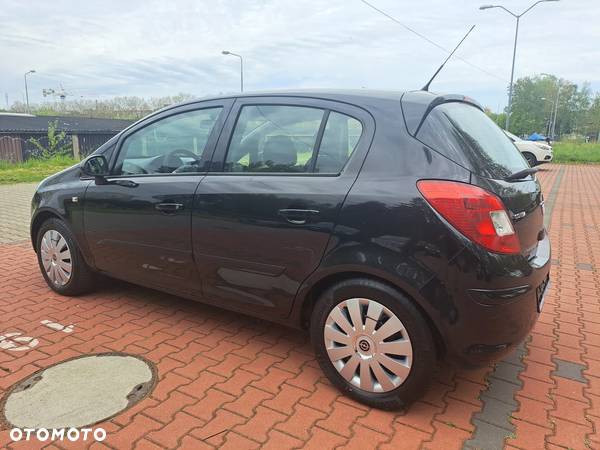 Opel Corsa 1.4 16V Enjoy - 18