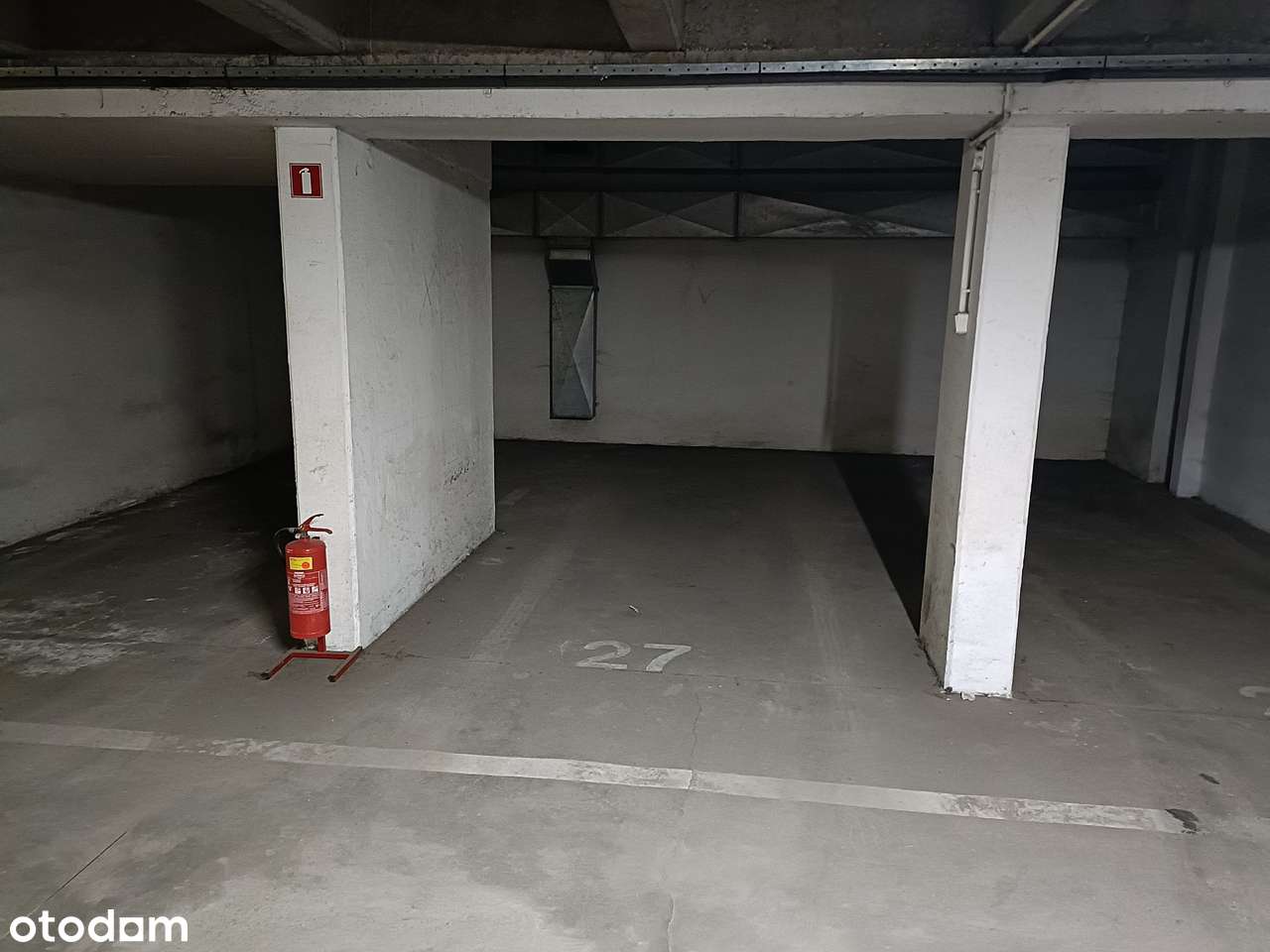 os. Stare Żegrze, miejsce postojowe w podziemnej hali garażowej - Pełny obrazek: 4/9