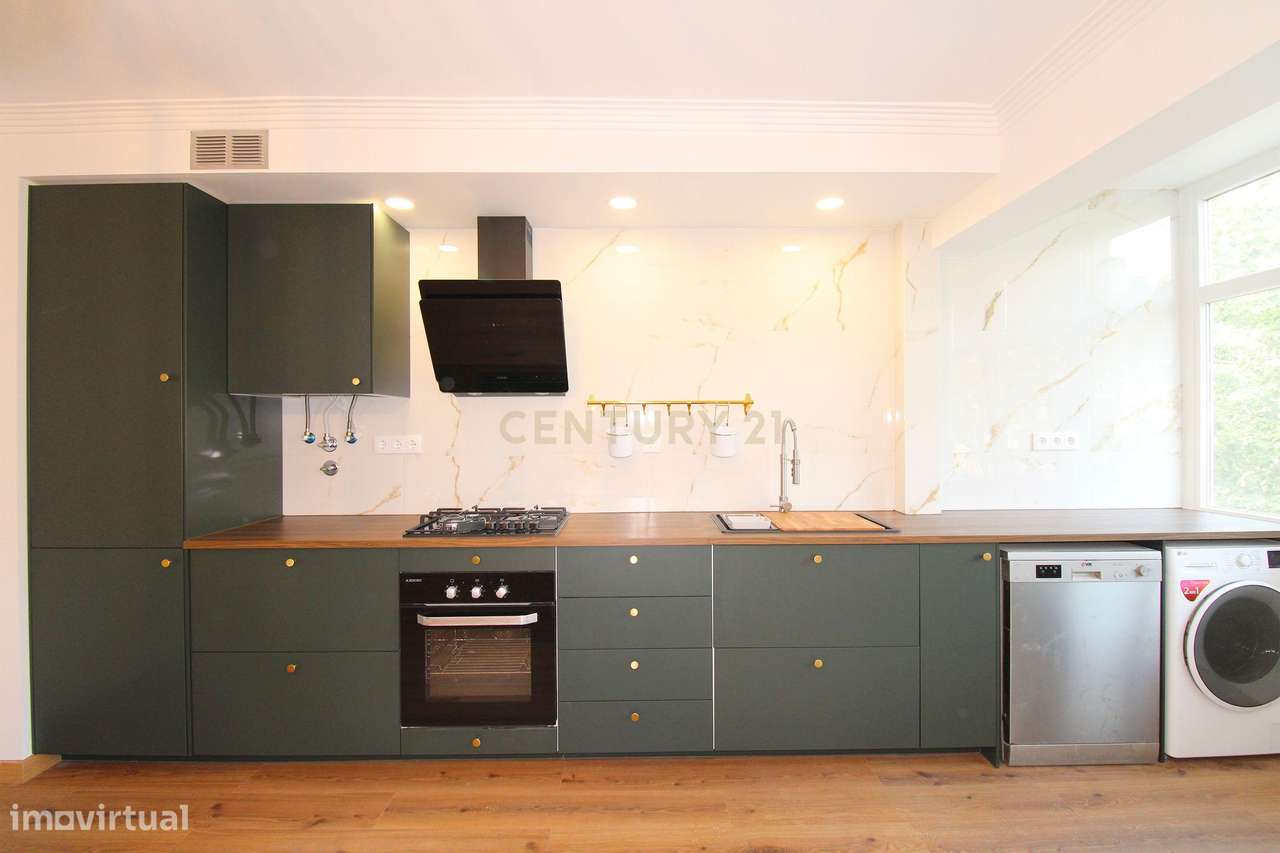 Apartamento T2 totalmente remodelado.-4