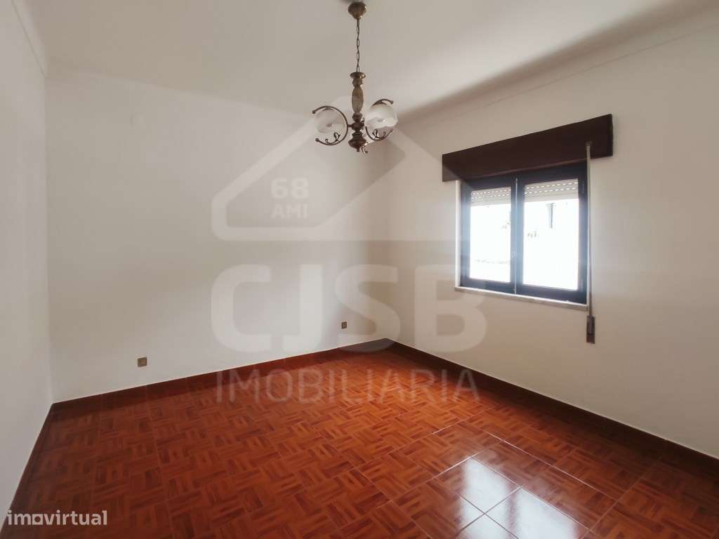 Moradia à Venda em Coruche - Valor Negociável-9