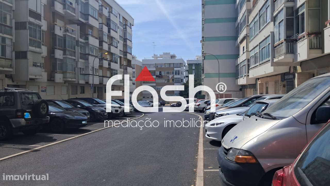 T2 Remodelado com elevador e arrecadação na Figueirinha -Oeiras-33