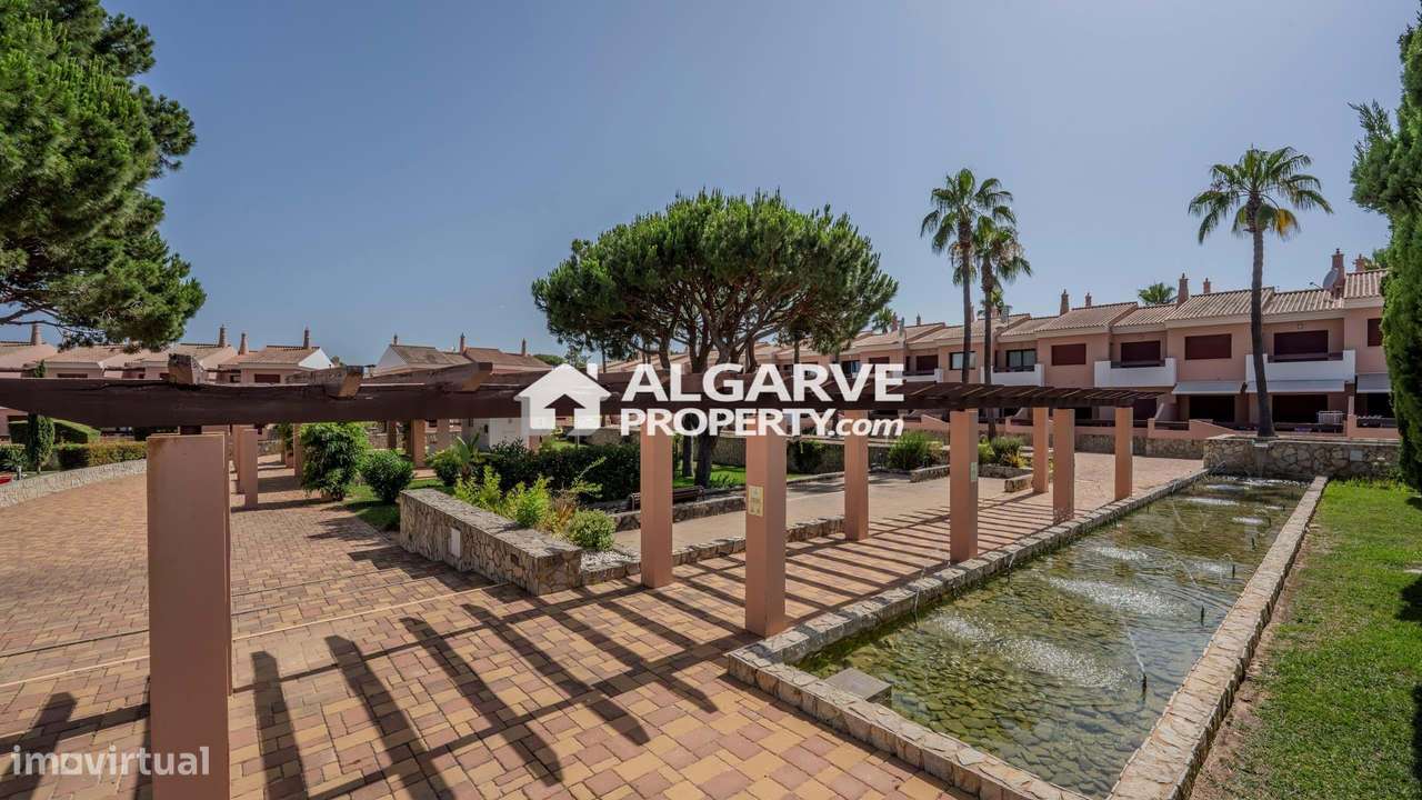 Moradia V4 junto ao Campo de Golfe da Vila Sol, Algarve - Grande imagem: 5/37