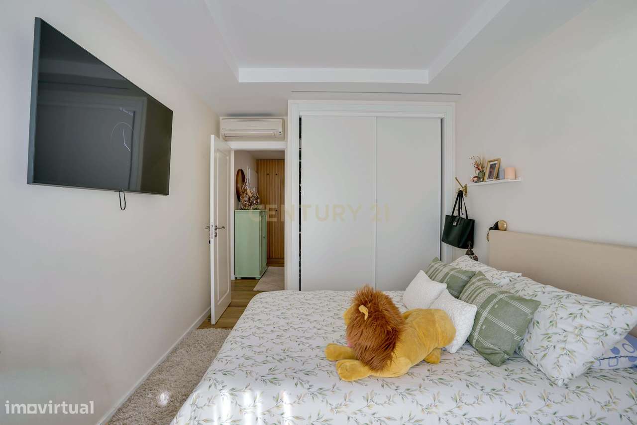 Apartamento T3 na Praça da Concórdia, Montijo-24