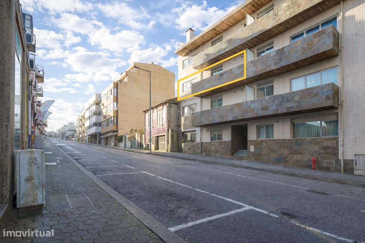 Apartamento T3 Exclusivo na Rua Soares dos Reis – Vila Nova de Gaia-35