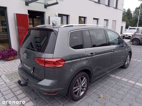 Volkswagen Touran - 6