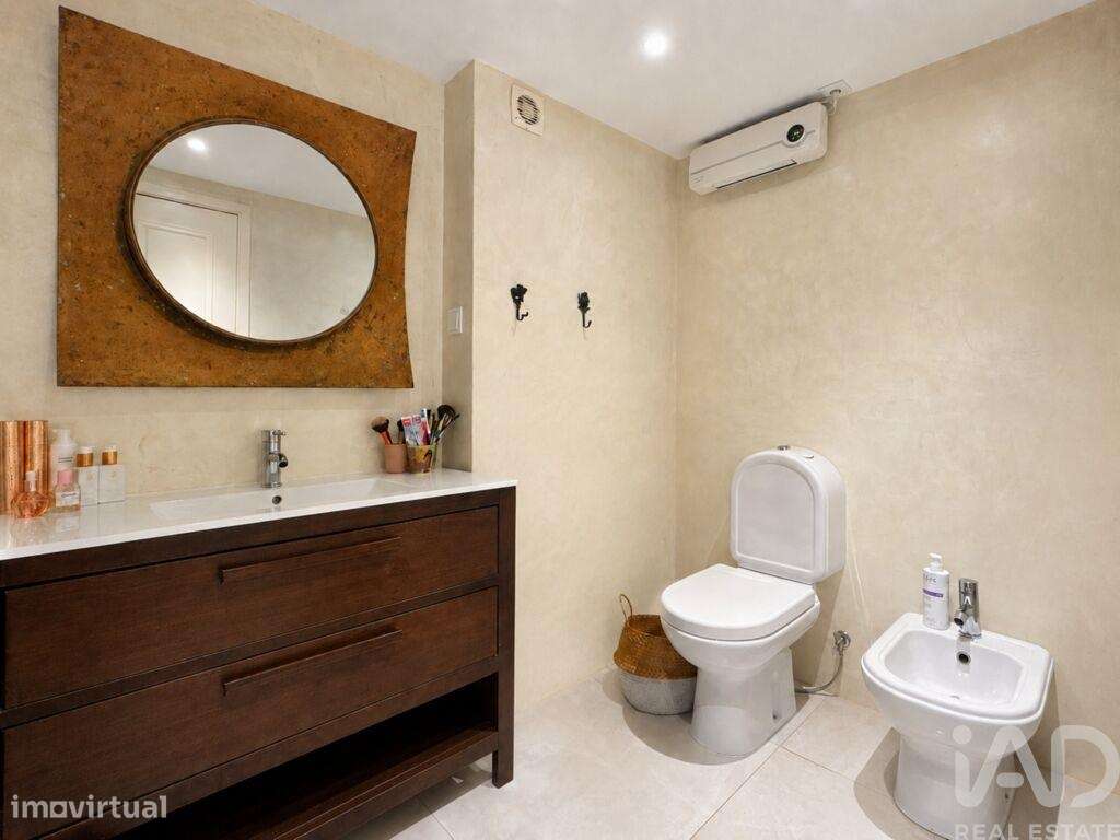 Apartamento T4 em Amora de 122 m2-26