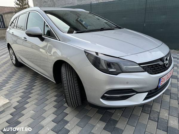 Opel Astra 1.5 D Start/Stop Sports Tourer Automatik Design&Tech - 4