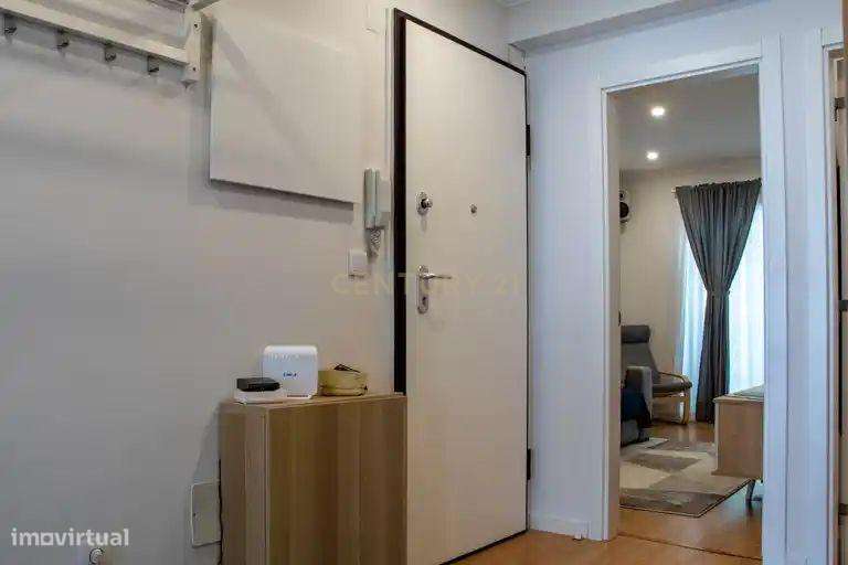 Apartamento T2 moderno - Almada - Grande imagem: 4/14