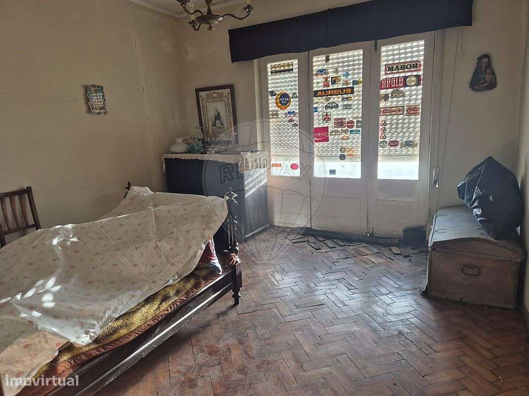 Moradia T5 para venda-12