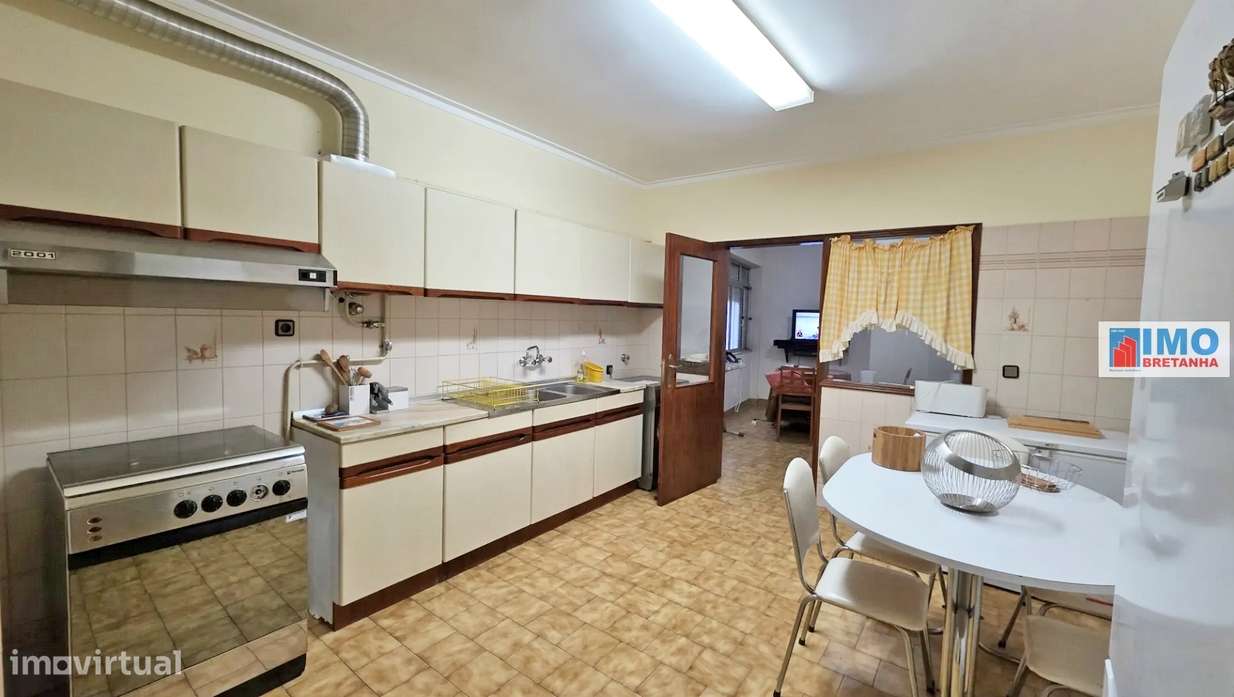 T3+1 - Junto ao Centro de Castelo Branco - Grande imagem: 5/13