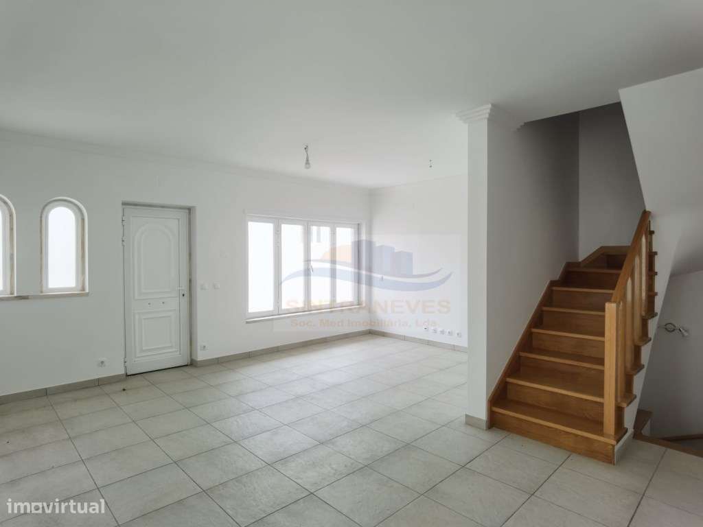 Moradia T3 na Ericeira com vista Mar-13