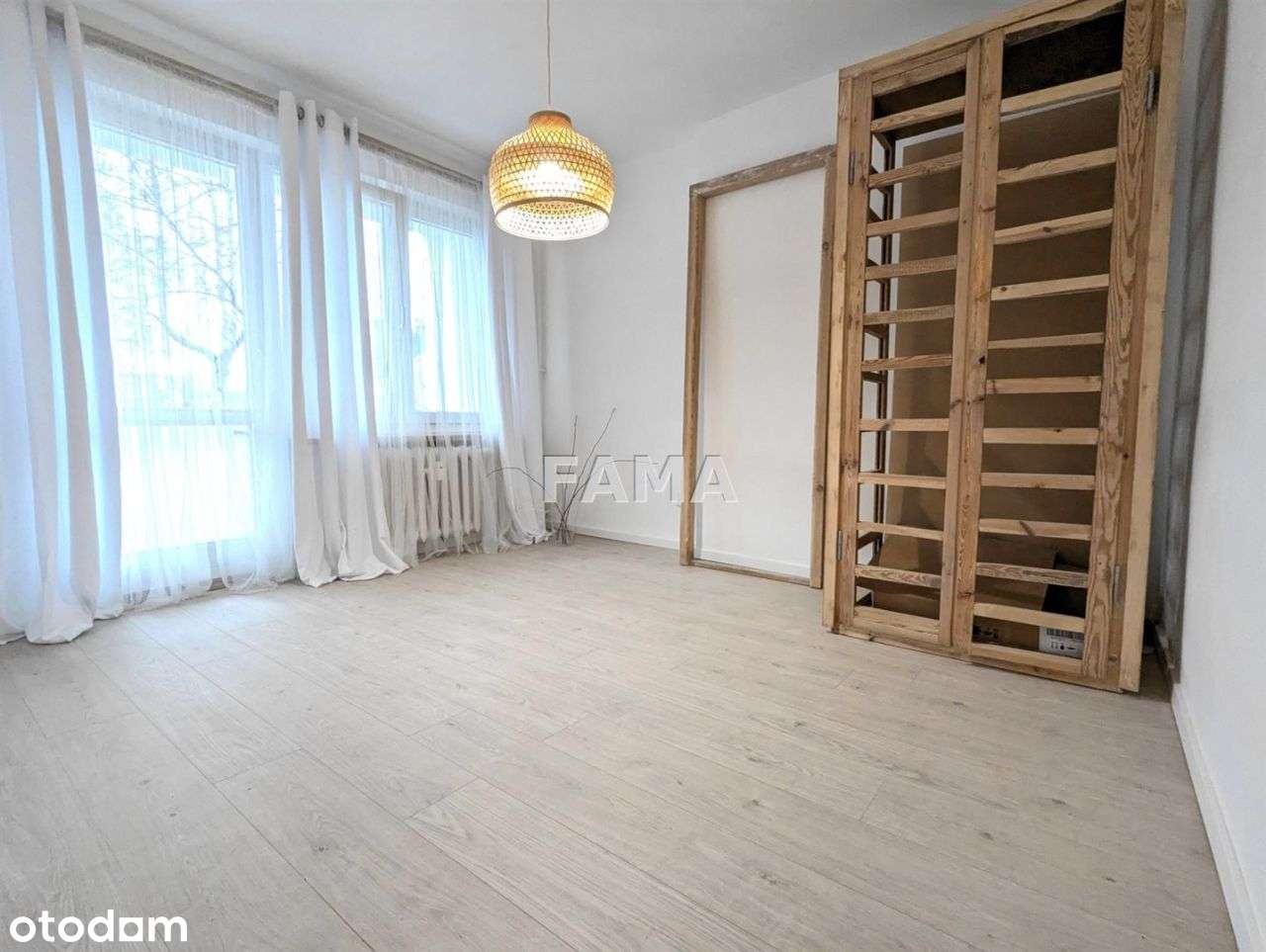 Centrum, 2 pokoje, 36 mkw, po remoncie, loggia-0