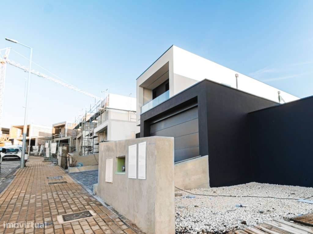Moradia T4 em construção a poucos minutos de Coimbra!-26