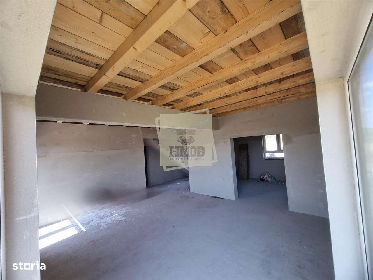 Casa cu 4 camere 2 bai 180 mpu in zona Sura Mare-11