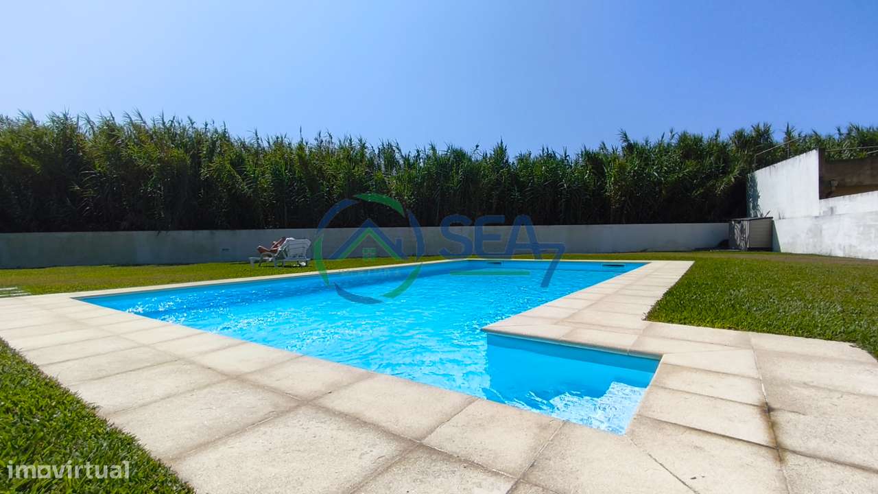 Apartamento T2 I Novo I Piscina, Apúlia-0