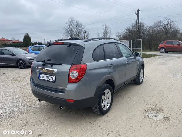 Chevrolet Captiva 2.0 2WD 7 Sitzer LS Family Edition - 8