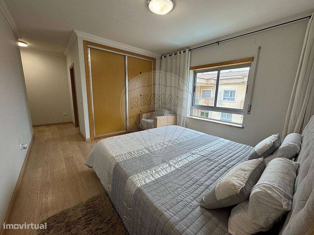 Apartamento T4 para venda-24