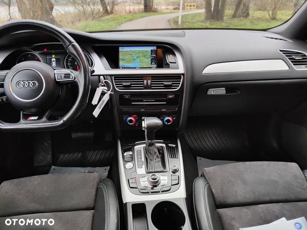 Audi A4 2.0 TDI S tronic - 19