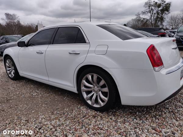 Chrysler 300C - 4