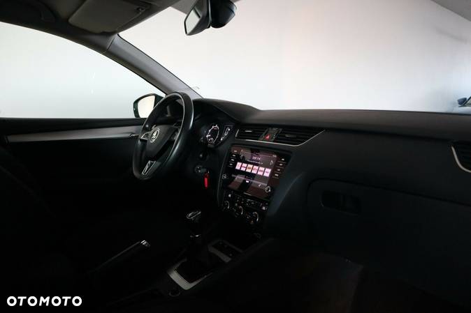 Skoda Octavia 1.5 TSI ACT Ambition - 10