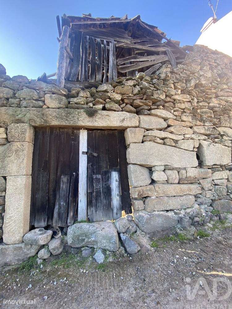Casa de Campo em Adoufe e Vilarinho de Samardã de 90,00 m2 - Grande imagem: 4/30