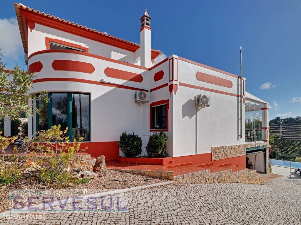 Charmosa Moradia de 2 pisos com 3 quartos espaçosos, garagem, pisci...-28