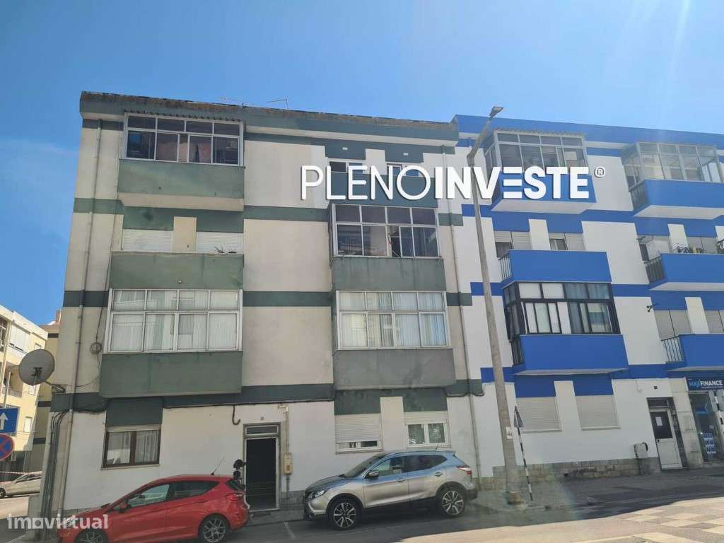 T2 Totalmente Remodelado com Varanda nas Paivas-46