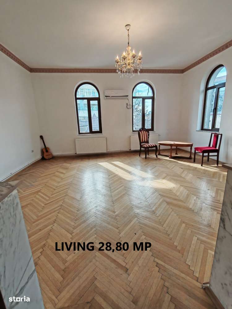 Apartament minunat cu 5 camere superbe, in vila P+2+M