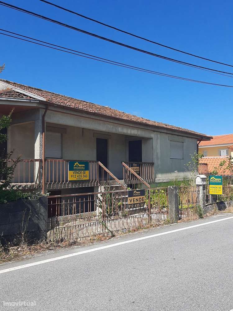MORADIA E TERRENO CENTRO SÃO MARTINHO RECEZINHOS PENAFIEL-17