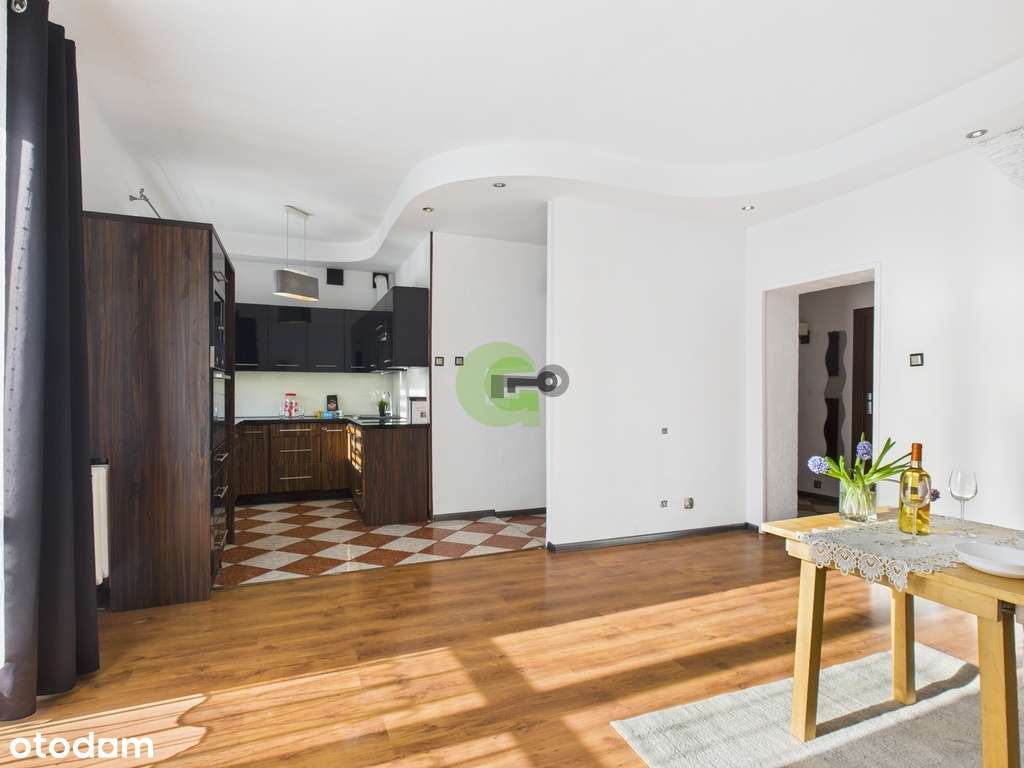 Przestronne mieszkanie 65 m² w Śródmieściu-3