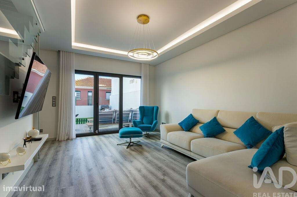 Moradia geminada T3 em Beato de 199,2 m2 - Grande imagem: 4/38