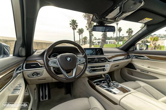 BMW 730 Ld xDrive Pack M - 7